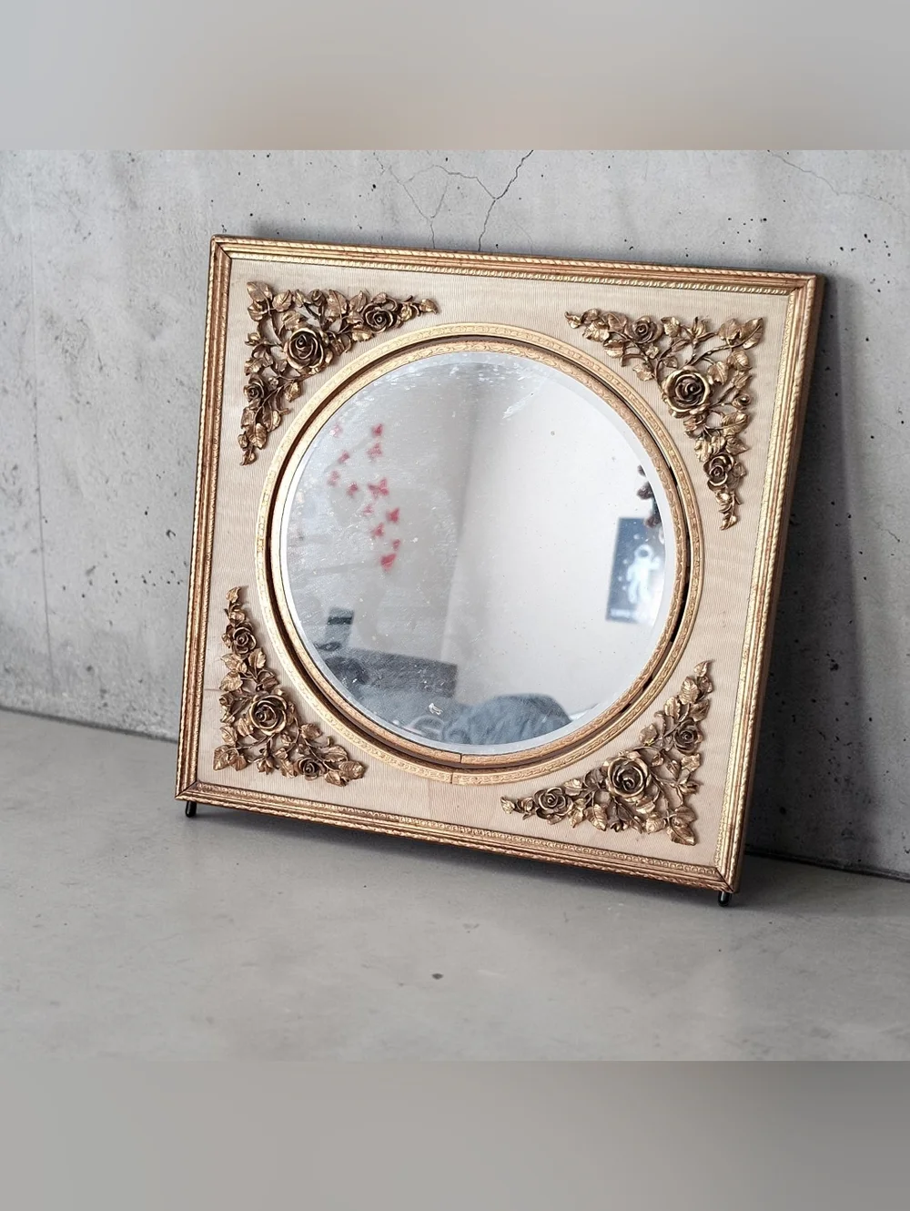 VINTAGE MID 20TH CENTURY GOLD VANITY TABLE MIRROR FRENCH ORNAMENTATION RARE!!